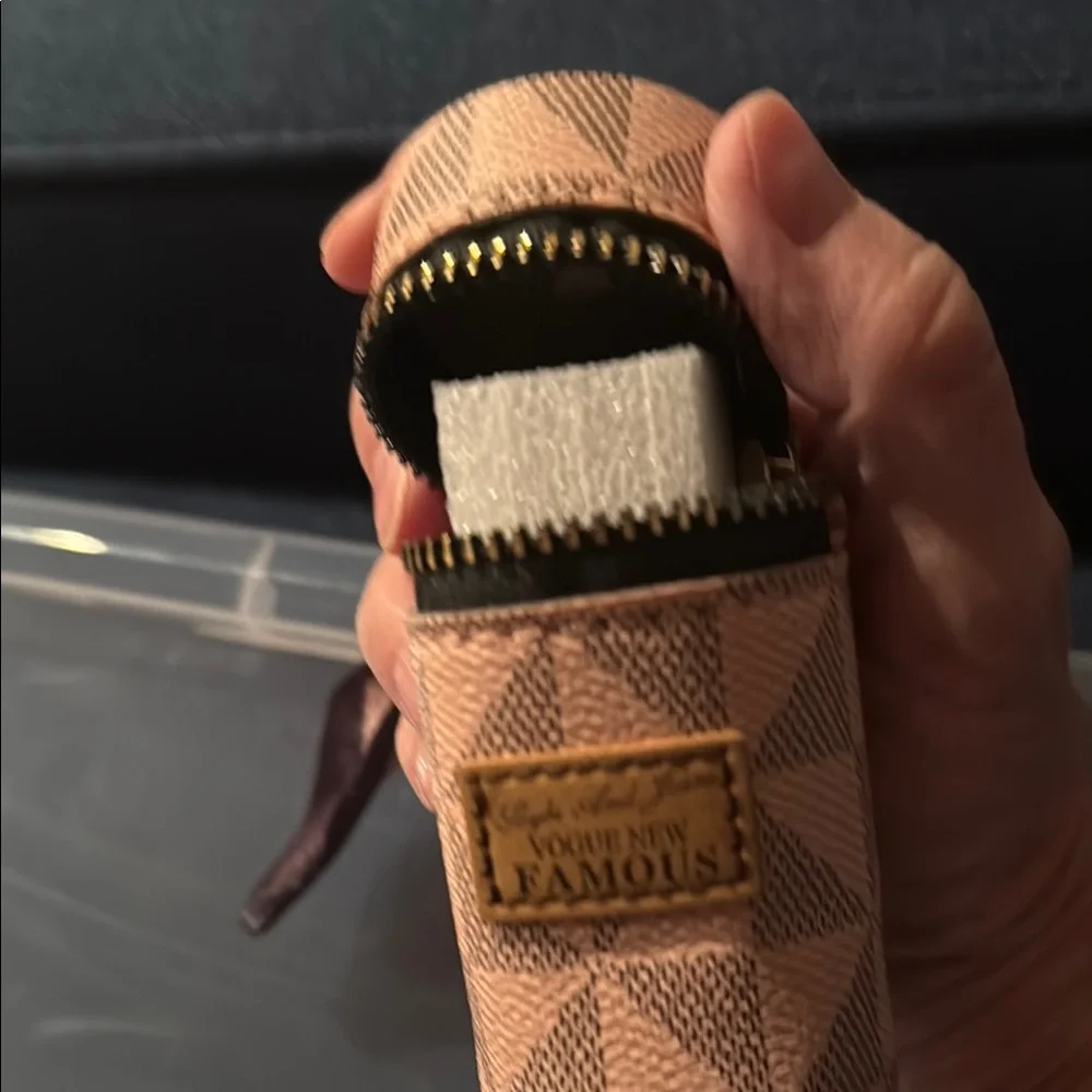 Vogue New Famous Checkered Keychain Pouch